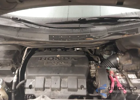 2011 Honda Odyssey Ex-L from USA, damaged, VIN 5FNRL5H65BB016218